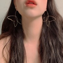 금춘이네 [금춘이네 추천 무배] 연말룩 나비 귀걸이 Gold Bold Earrings 레트로 빈티지 하이틴