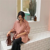 카라넥 클래식 홍콩무드 화이트셔츠 여성 봄가을 계절 와이드 루즈핏 디자인감각 보이핏 볼륨 시크 반팔셔츠 3836731906