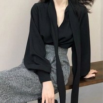 퀸앤조이 캐서린 넥리본 블라우스