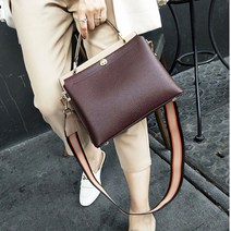 와이드 스트랩 크로스백