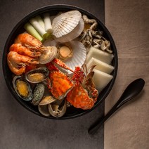맛수러움 푸짐하게 담은 해물탕 1-2인, 2인분