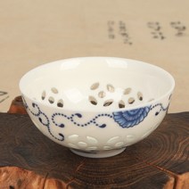청화백자 투각 찻잔 1-2 (당초)