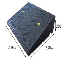 KRS 차량진입판 코너경사구 장애인경사로 과속방지턱 문턱경사로 상가진입판