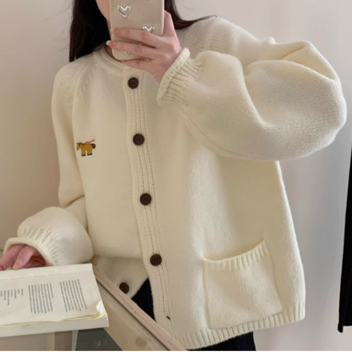 미소모드 여성 프린팅 도톰 하찌 가디건 M0029 미소모드 여성 프린팅 도톰 하찌 가디건 M0029