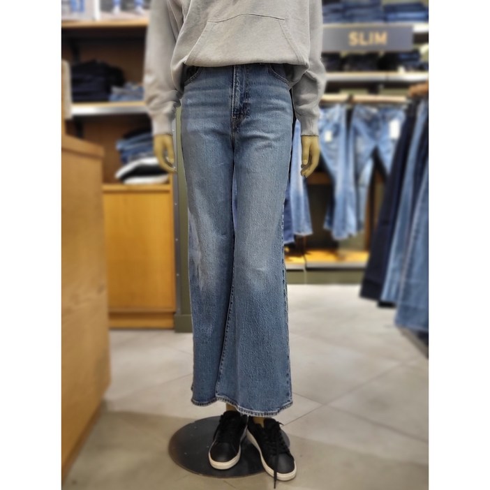 리바이스 여성 립케이지벨 와이드 부츠컷 청바지 사계절 A7503-0009NM