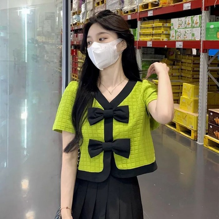 셀럽당 브이넥 리본 반팔 셔츠 여름 여