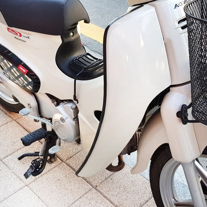 MOXI 혼다 슈퍼커브110 전용 전년식 치마카울 몰딩 드레스업, 1개