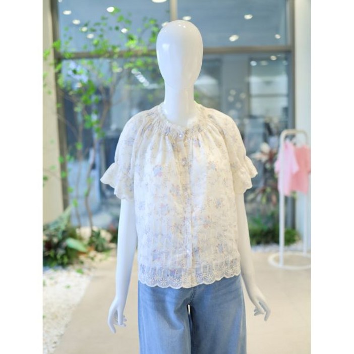 올리브데올리브 레이스 셔링넥 플라워 블라우스 W5MB735