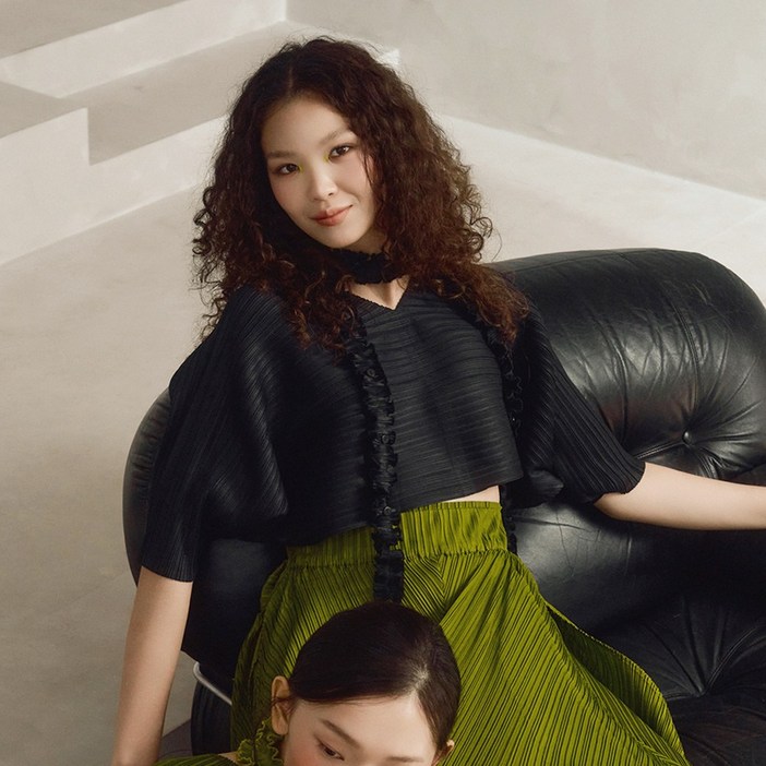 피네플리츠 케이프 레이어드 탑 3 Color