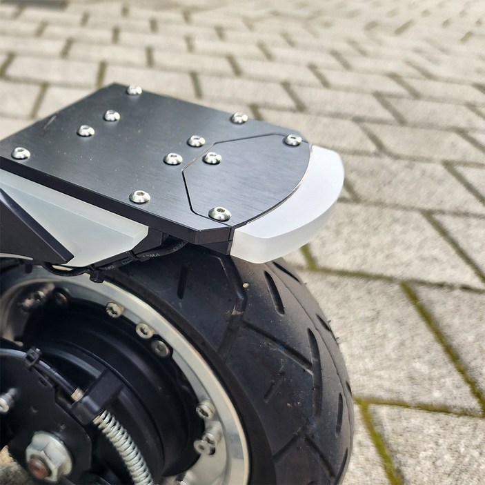 넥스튠 위페드 전동킥보드 후미등 LED 볼륨업