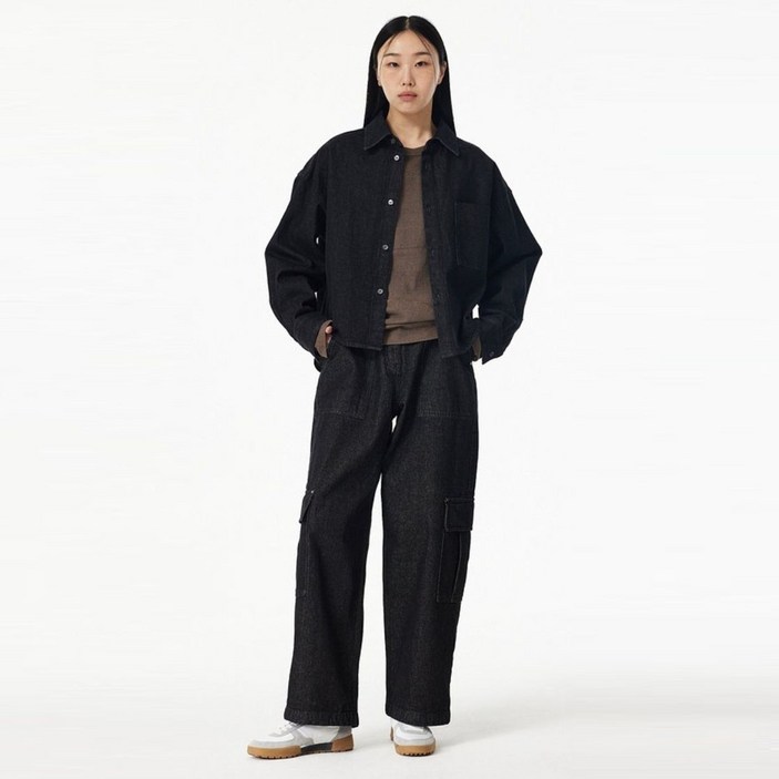 스튜디오 톰보이 미디엄 블랙 데님 카고팬츠(9105162A03) 185971