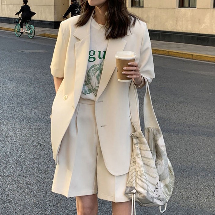 UPPERCUT 여성 반팔 자켓  반바지 정장 세트 투피스 셋업 빅사이즈 세미정장