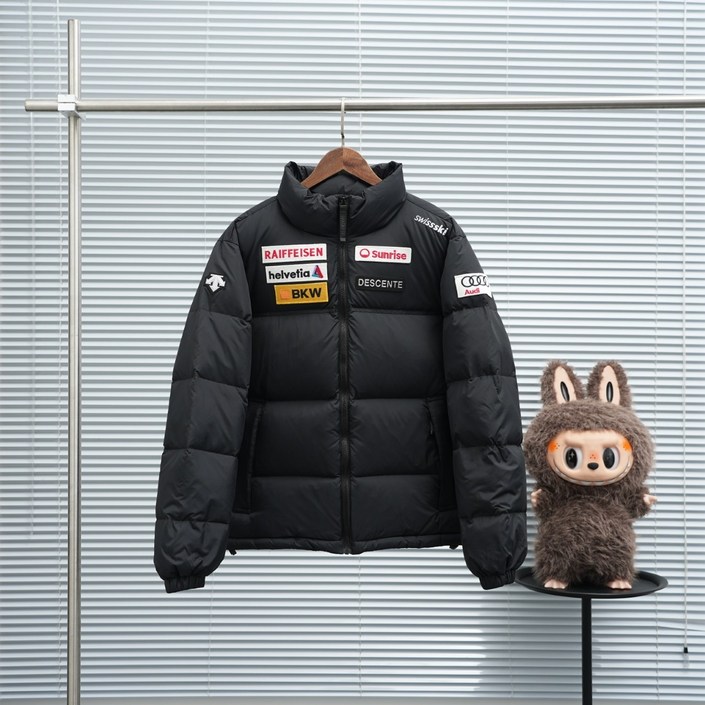 데상트(DESCENTE) 스위스 국가대표팀 협업 남녀공용 숏 패딩 (신상품)D5493SDJ68