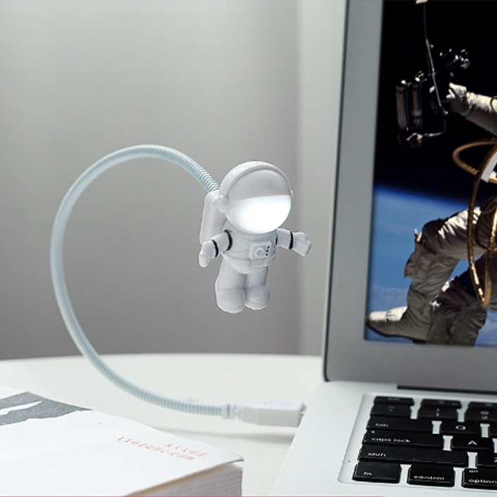 루시루루 감성 크리에이티브 우주인 USB LED 무드등 조명 램프 독서등