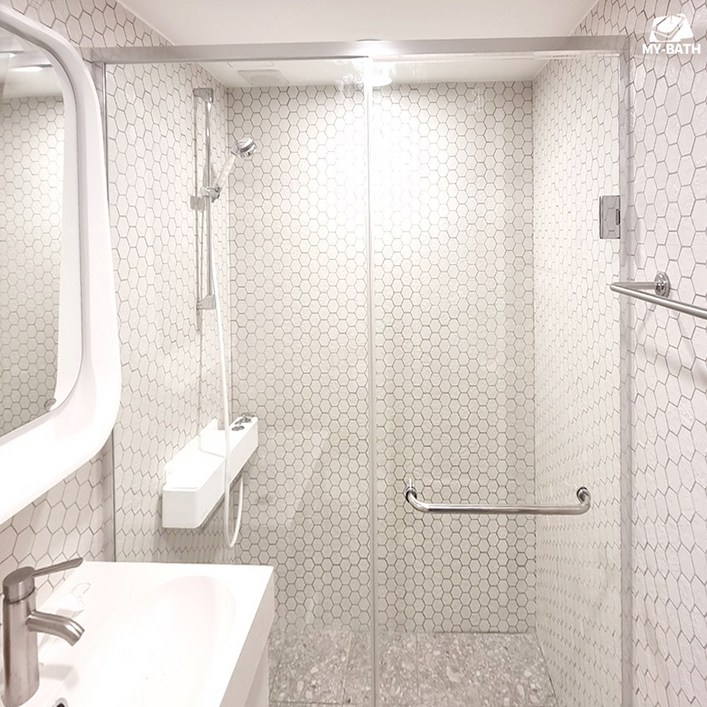 시공포함 서울,인천,경기일부지역추가금 발생 2쪽 여닫이 강화 유리 샤워부스  맞춤 제작 및 디자인 변경 철거 가능 시공 설치 전문 업체 KS 인증 국산 유리 사용