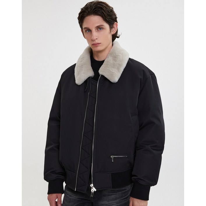 23FW [GIPITEX] 블랙 오버핏 구스다운 무스탕 MA-1 JNJU3D105BK