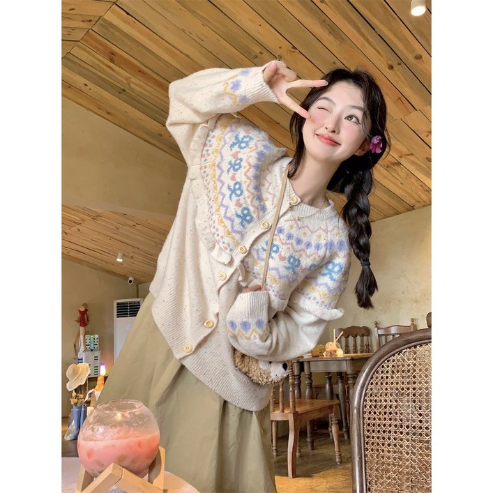 우아글로벌 리본 노르딕 루즈핏 프릴 가디건 우아글로벌 리본 노르딕 루즈핏 프릴 가디건