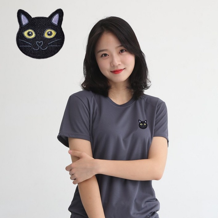 멋지군 코오롱 쿨론 기능성 빅사이즈 고양이 자수 반팔 티셔츠