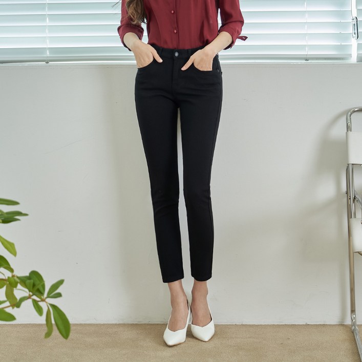 클로니아 베스트 허리스판 블랙 슬림 스판 스키니진 EM7W24 클로니아 베스트 허리스판 블랙 슬림 스판 스키니진 EM7W24