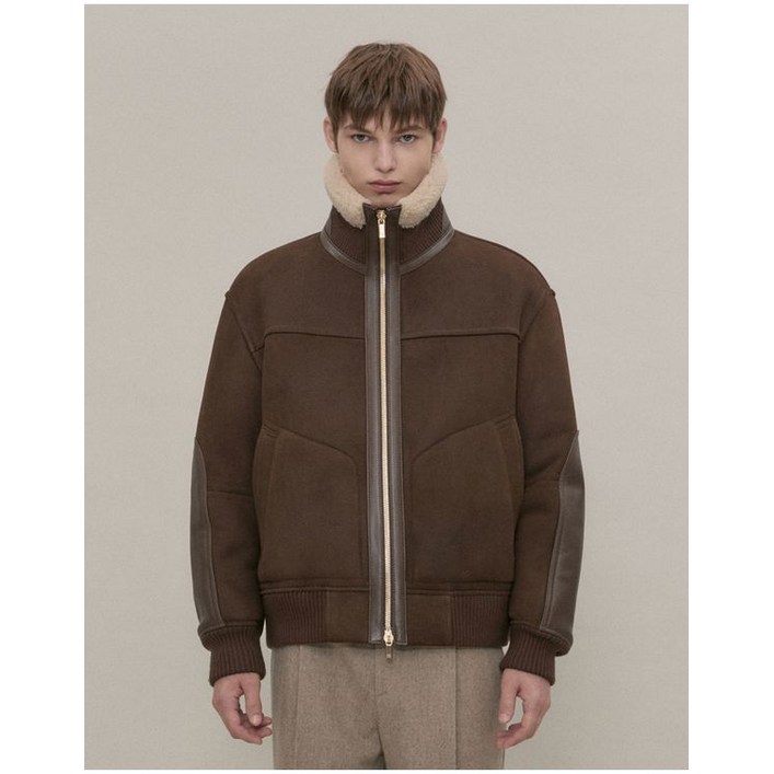 질스튜어트뉴욕 맨 24FW 세피아 램스웨이드 하이넥 무스탕 JNJU4D502S3 439981