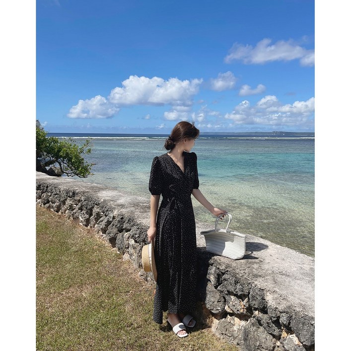 이삼사 도트 패턴 쉬폰 랩 롱 원피스 휴양지룩 빅사이즈