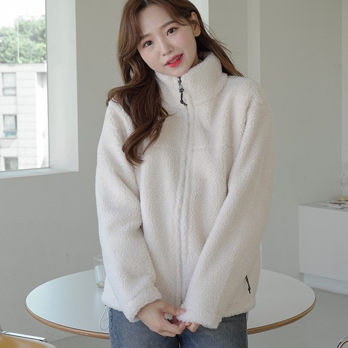 제이에프앤씨 여자 뽀글이 카라 자켓 러블리 플리스 덤블 집업