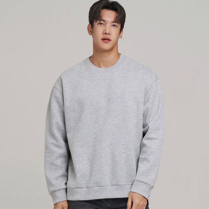 업클라스 세미 오버핏 무지 솔리드 맨투맨 a4100 업클라스 세미 오버핏 무지 솔리드 맨투맨 a4100