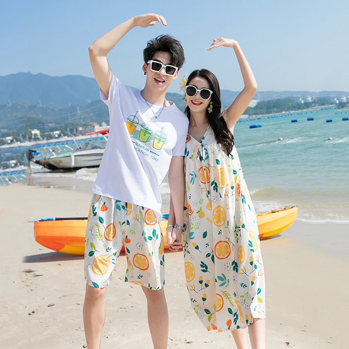 커플룩 여름 비치 바캉스룩 여행 나들이 남방루즈핏 롱스커트 하와이안 휴일 테마 커플룩 여름 비치 바캉스룩 여행 나들이 남방루즈핏 롱스커트 하와이안 휴일 테마