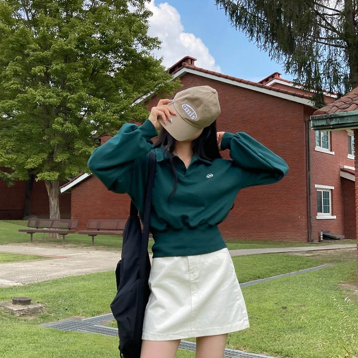 카라or브이넥 감성 한스푼 자수 크롭 시보리 레터링 맨투맨 카라or브이넥 감성 한스푼 자수 크롭 시보리 레터링 맨투맨