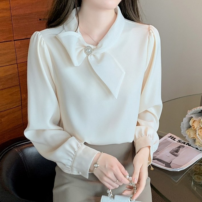 에버리씽 여성 쉬폰 진주 단추 리본 블라우스 B8679
