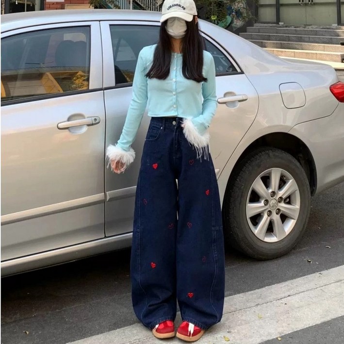 투니스 여성 하트 자수 루즈핏 데님 긴바지