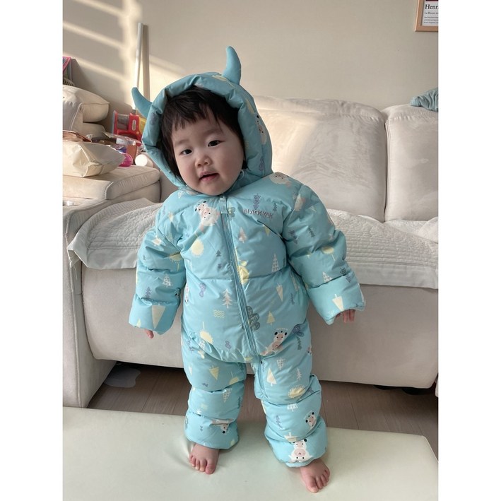 블랙야크키즈 신상 귀여운 전판 그래픽이 매력적인 BKO코티지다운우주복936501