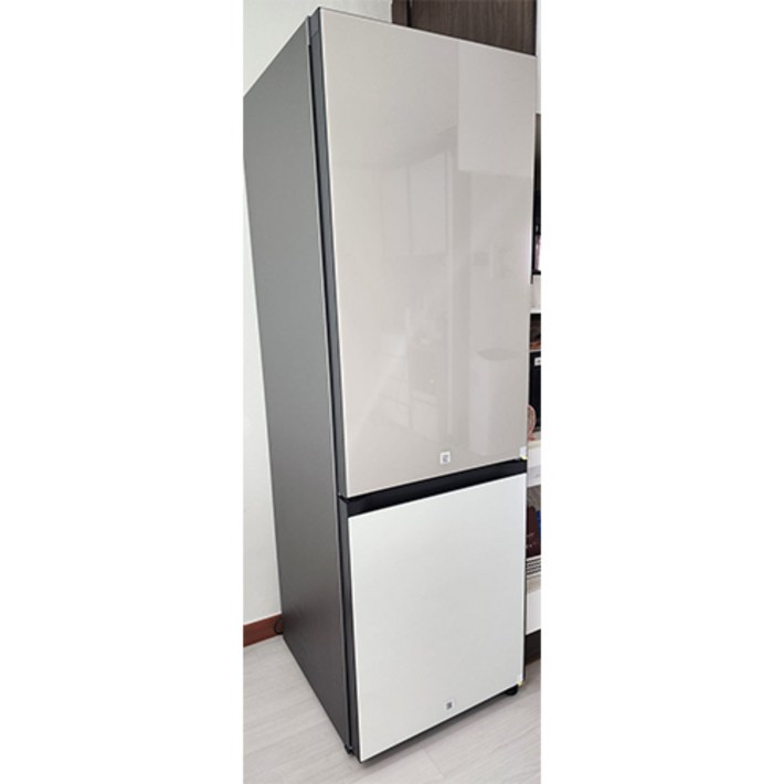 색상선택형 삼성전자 비스포크 2도어 키친핏 냉장고 333L 방문설치