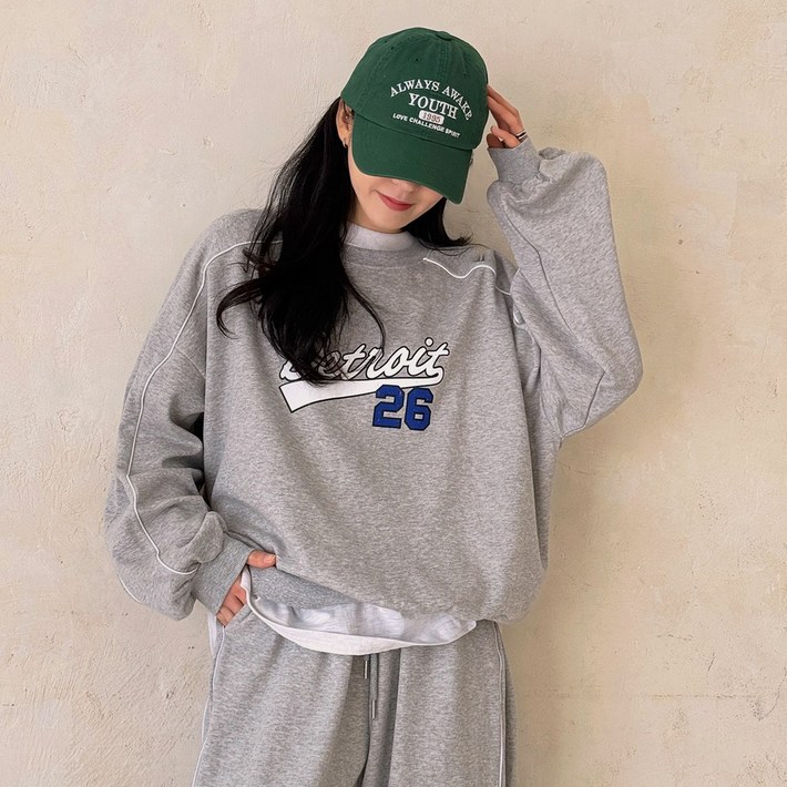 로로텐 나그링 삥줄 레터링 맨투맨 긴팔 라운드넥 여성 빅사이즈