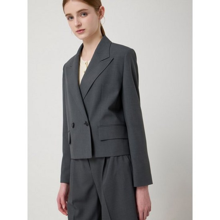 CC콜렉트셋업 반더블 크롭 자켓 C251MSF205 684207