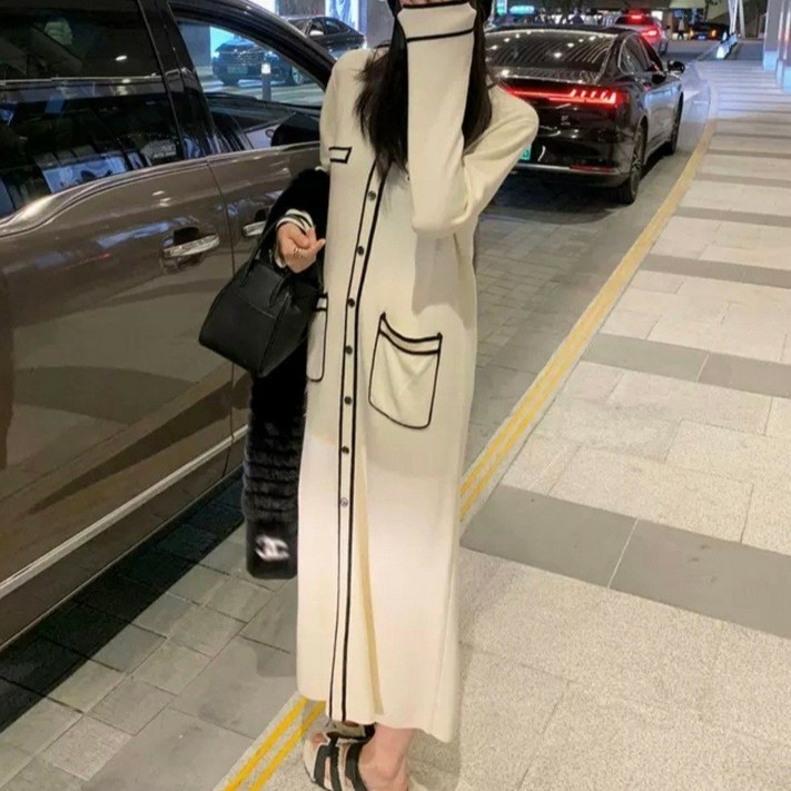 와이라인 쌍배색 롱 니트 원피스 와이라인 쌍배색 롱 니트 원피스