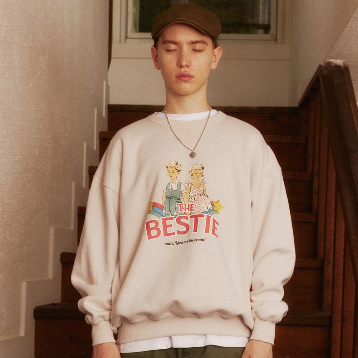 메인부스 The Bestie Sweatshirt