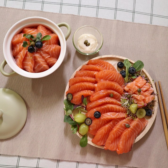 [프리미엄씨푸드몰] 노르웨이 슈페리어 생연어 몸뱃살 1kg, 1개