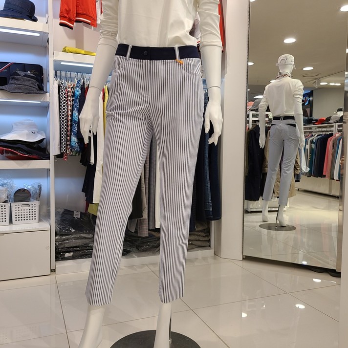 [임페리얼][2001아울렛천호][IMPERIAL]여성골프 고급스러운 프린트 패턴 9부 팬츠 P0Y7104