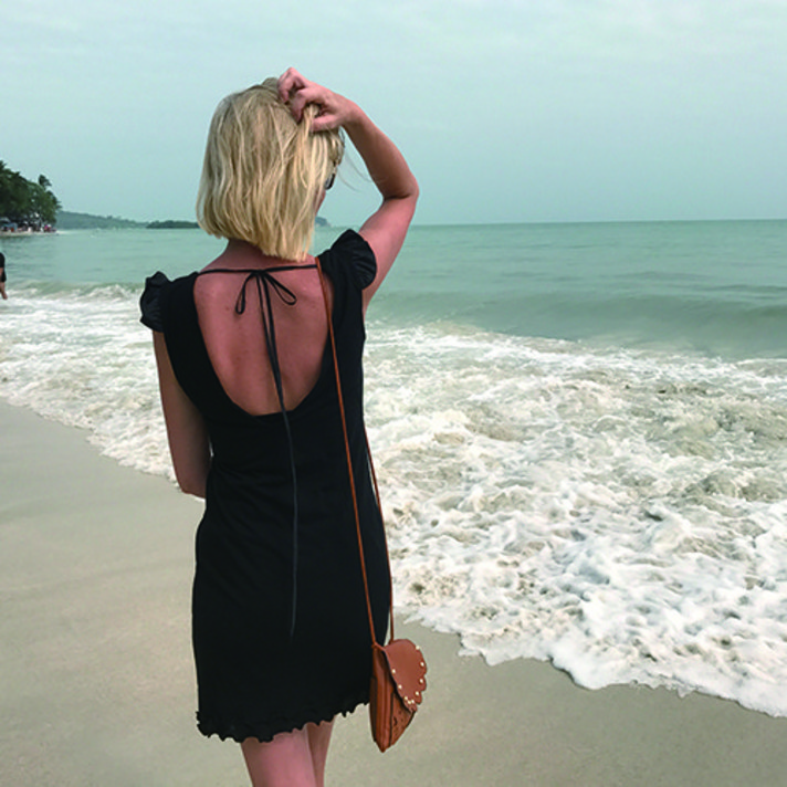 VLANDA-블란다-BACKLESS ONEPIECE-VNMWO10BK, BLACK, V(S 44-55)