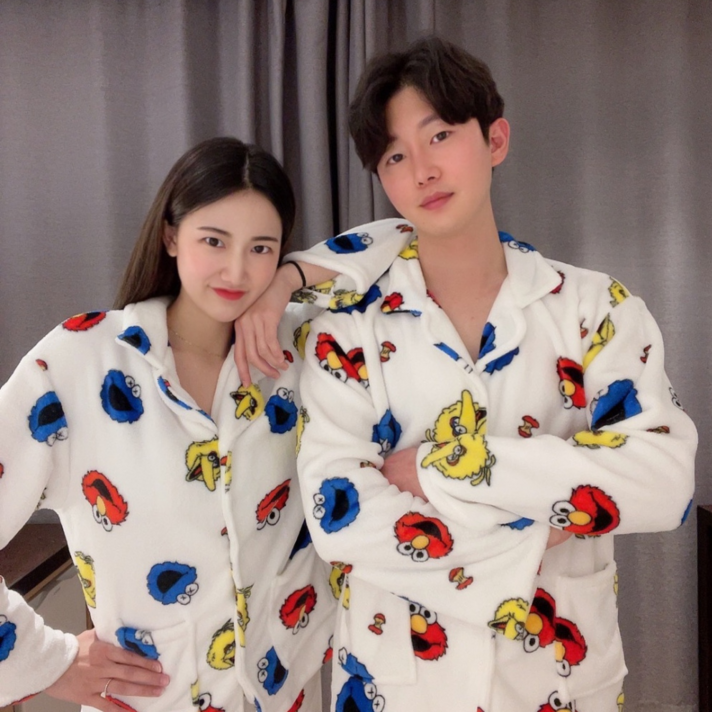 넉넉한 사이즈 자체생산 복숭이 극세사 수면 커플잠옷 세트 겨울 파자마 홈웨어 안대 포함