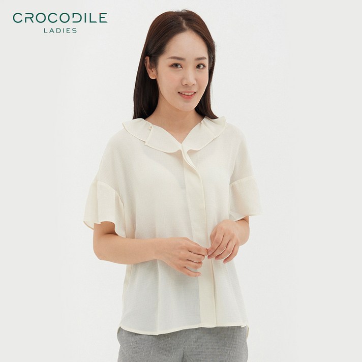 크로커다일레이디 브이넥 프릴 포인트블라우스