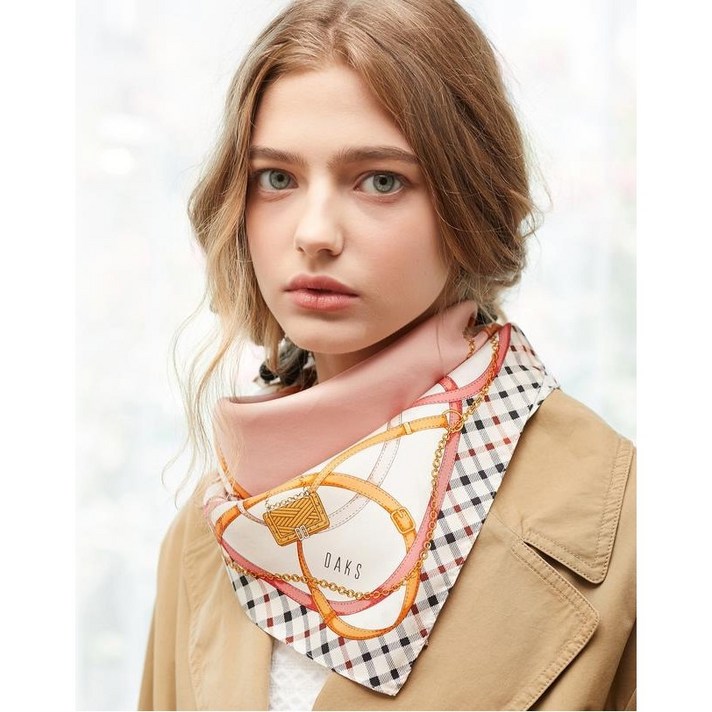 닥스 악세서리 여성 20FW [실크100%]핑크 체인프린트 실크 사각스카프 DCSC0F142P2