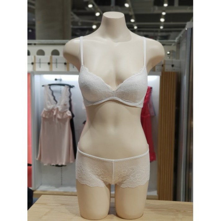 [섹시쿠키]컴포트화이트노와이어브라팬티셋트WBS002W