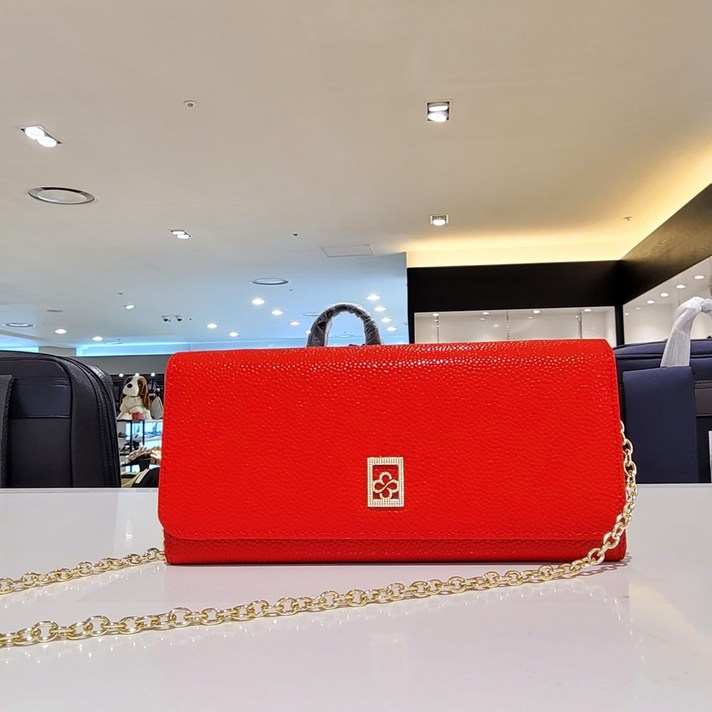 마리끌레르 NC백화점[정품]가격인하!강추*19*9.5cm*매력적인 3단 장지갑!수납 스팩이 뛰어난 스크렛치에 강한 고급 천연소가죽 예쁜 체인 크로스 여성 장지갑