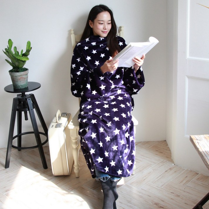 서울물산 프리미엄극세사 대형 입는소매담요-휴대용, 네이비스타
