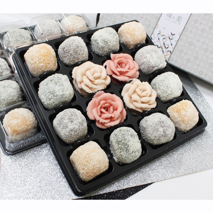 (주)예맛떡 [새해복 Best선물] 장미품은꽃떡 고급떡선물세트(16입 전국배송), 1kg, 1개