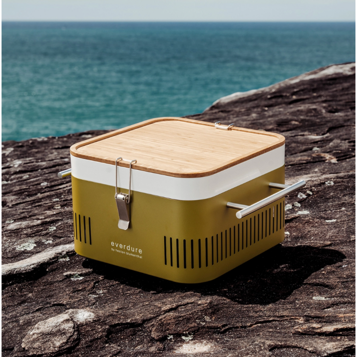 에버듀어 큐브 휴대용 차콜 바베큐 그릴 캠핑용 숯불 화로대 - 카키색상, 1개