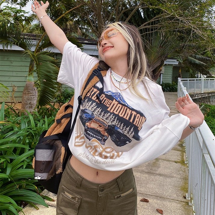 여자 오버핏 반팔티편안한 프린트 상의