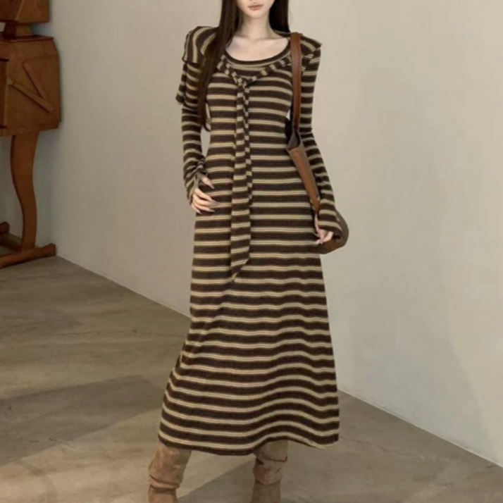 유니크코코 스트라이프 가을 긴팔 맥시 롱 원피스 op5780